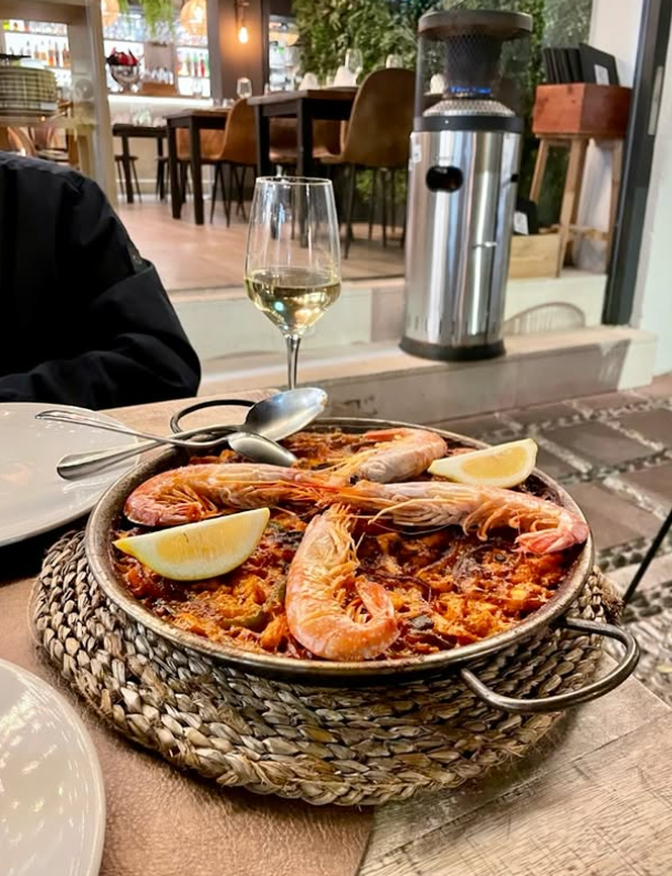 Paella tradicional de marisco